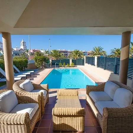 בית נופש Villa Meloneras